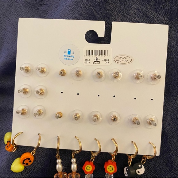 🦋4/$20 SALE - Mixed earring pack from LA Hearts - Picture 2 of 2